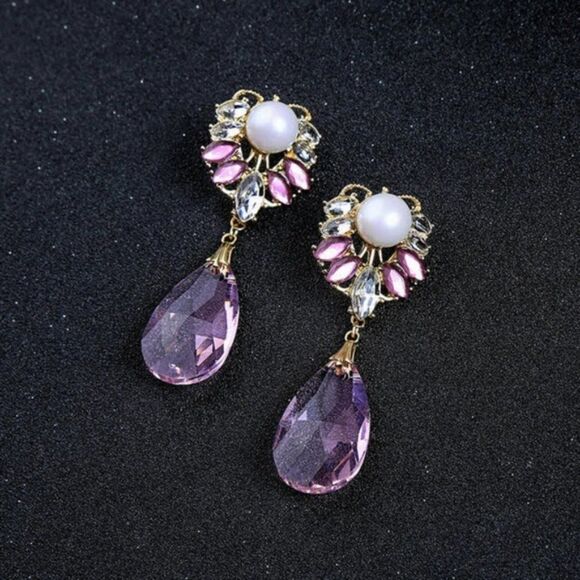 Pink Crystal Pearl Rhinestone Floral Vintage Gold Dangle Statement Earrings - Picture 4 of 4